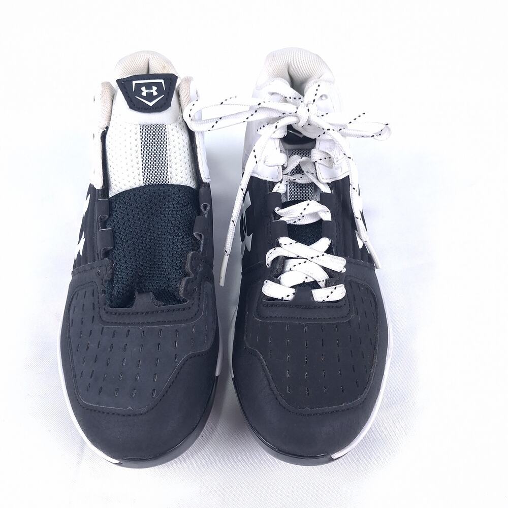Under Armour UA Yard Youth Baseball Cleats Black White Size 3Y Molded Shoes